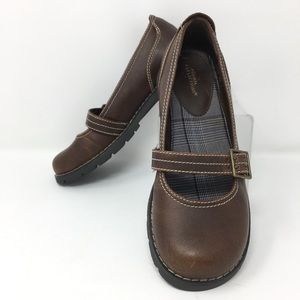 Natural Reflections Mary Janes Straps Adjustable